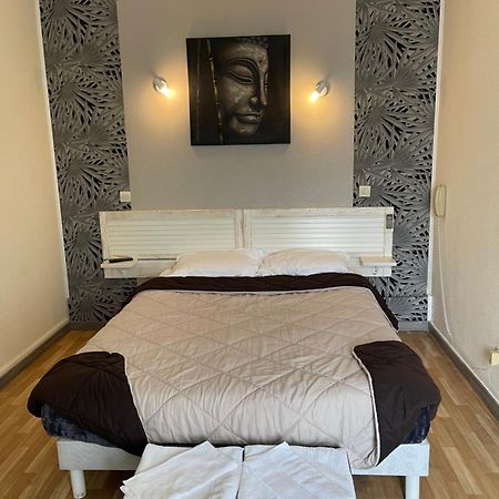 Hotel Auberge Des Charmilles Sainte-Soulle Δωμάτιο φωτογραφία