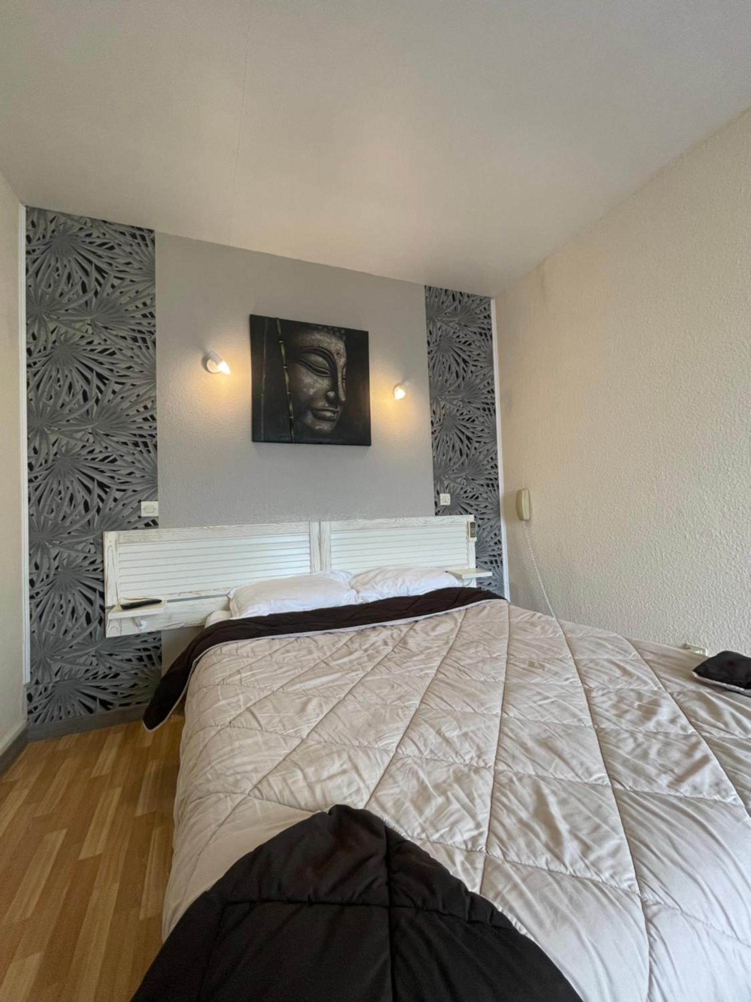 Hotel Auberge Des Charmilles Sainte-Soulle Δωμάτιο φωτογραφία